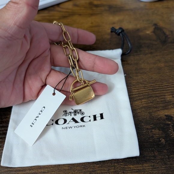 Coach Gold Chain Bracelet - Picture 6 of 6